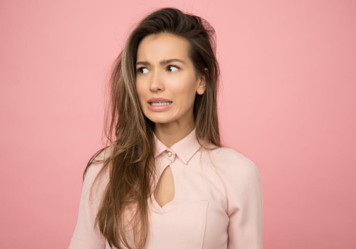 Wat draag je onder een doorschijnende blouse zonder dat het opvallend is?