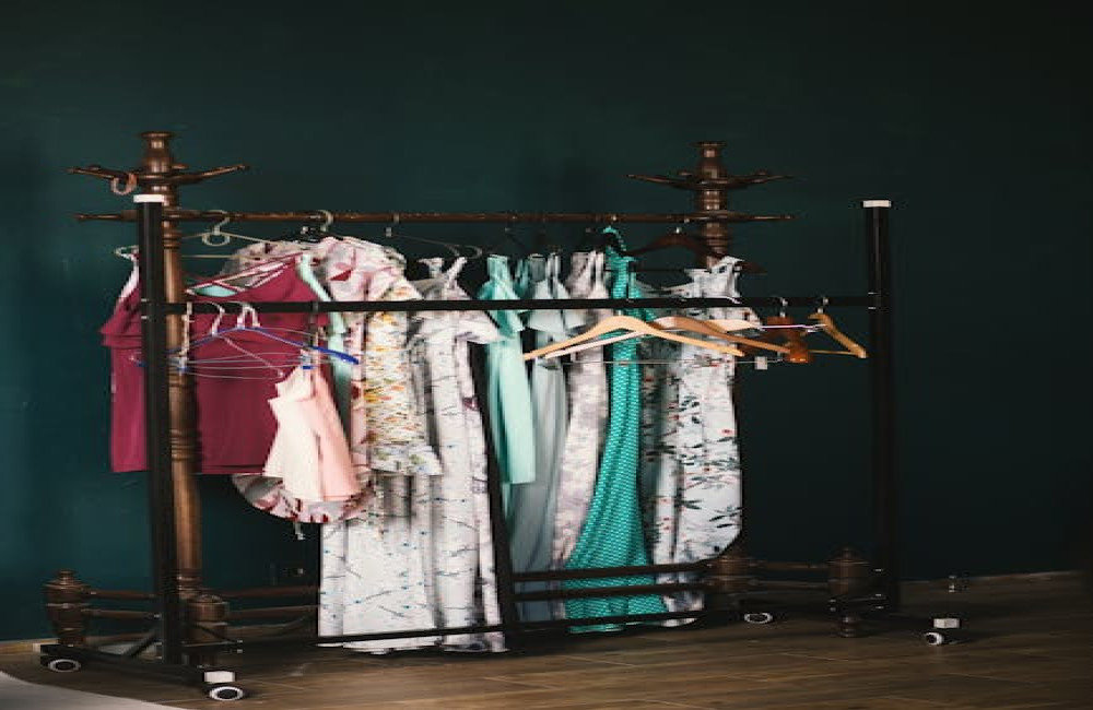 Wat betekent ‘capsule wardrobe’ eigenlijk? Uitleg en tips