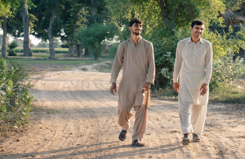 De shalwar kameez: van traditioneel kledingstuk naar moderne stijl